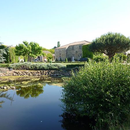 Logis De La Robliniere Bed and Breakfast Landevieille Eksteriør billede